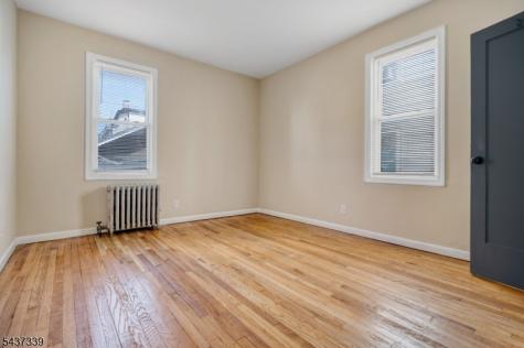 98 Delmar Place Irvington NJ 07111