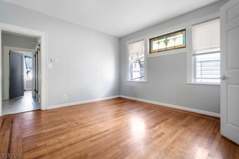 98 Delmar Place Irvington NJ 07111