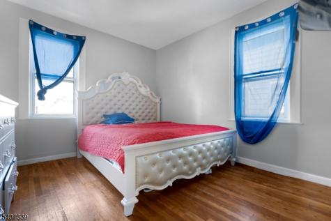 98 Delmar Place Irvington NJ 07111