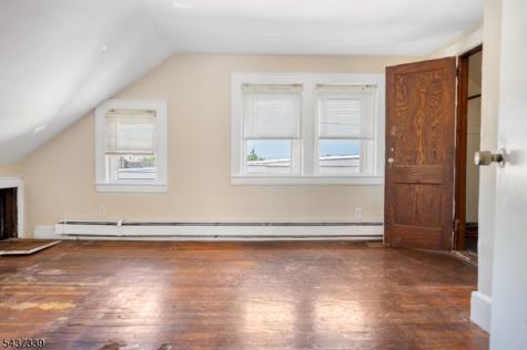 98 Delmar Place Irvington NJ 07111