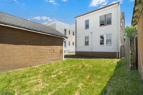98 Delmar Place Irvington NJ 07111