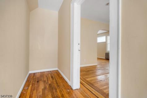 98 Delmar Place Irvington NJ 07111