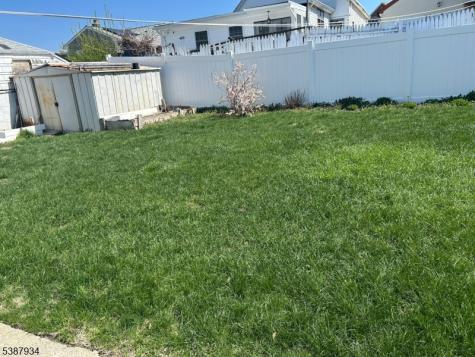 31 Quinn Street Paterson NJ 07501