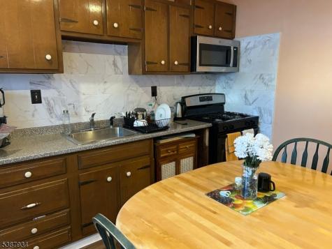 31 Quinn Street Paterson NJ 07501