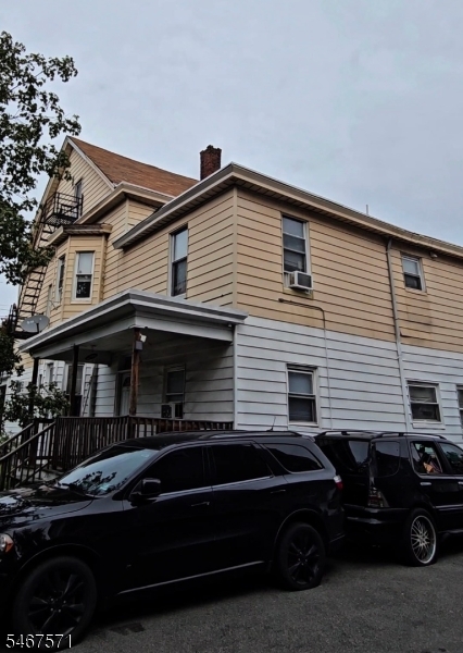 558 14TH Avenue Paterson NJ 07504