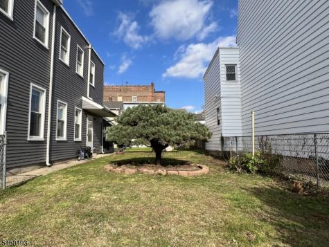 87 Lewis St146 Hudson Street Phillipsburg NJ 08865