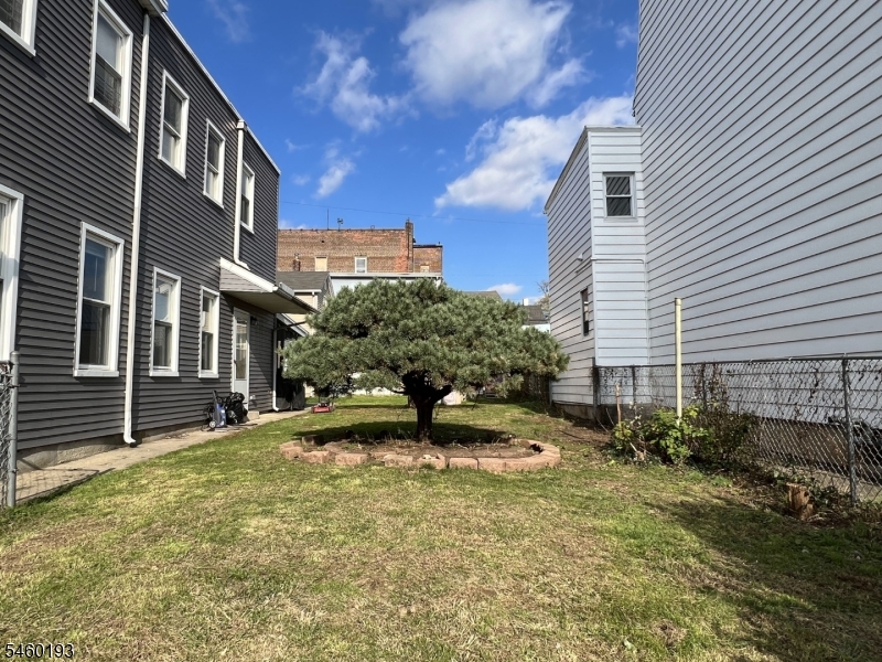 87 Lewis St146 Hudson Street Phillipsburg NJ 08865