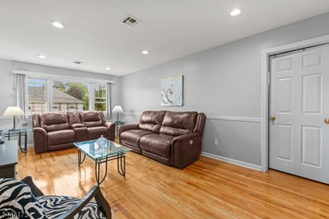 689 Gates Terrace Union NJ 07083