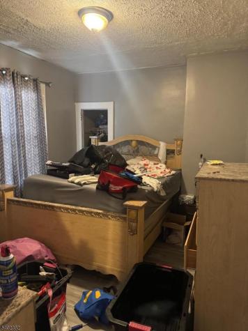15 Walter Place Irvington NJ 07111