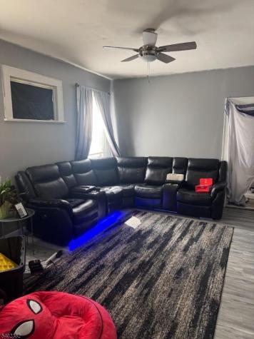 15 Walter Place Irvington NJ 07111
