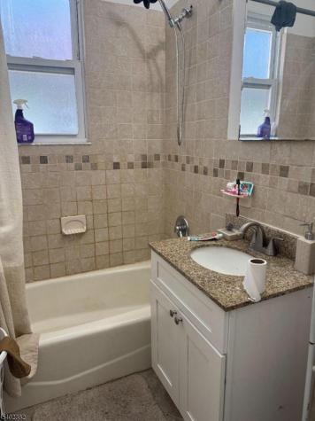 15 Walter Place Irvington NJ 07111
