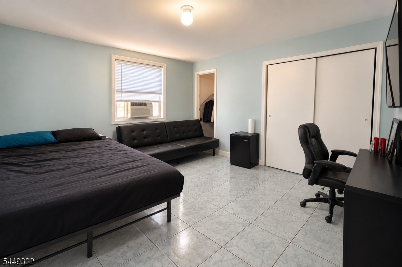 428 Livingston Street Elizabeth NJ 07206