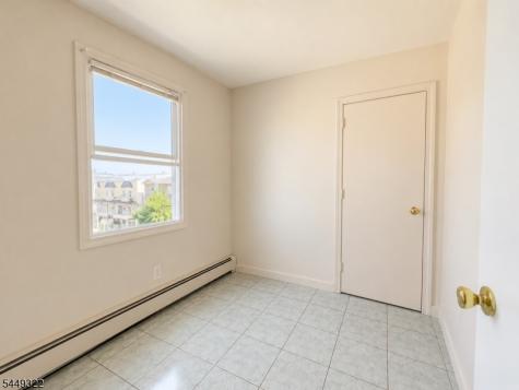 428 Livingston Street Elizabeth NJ 07206