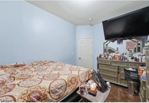 747 South 10th Street Newark NJ 07108