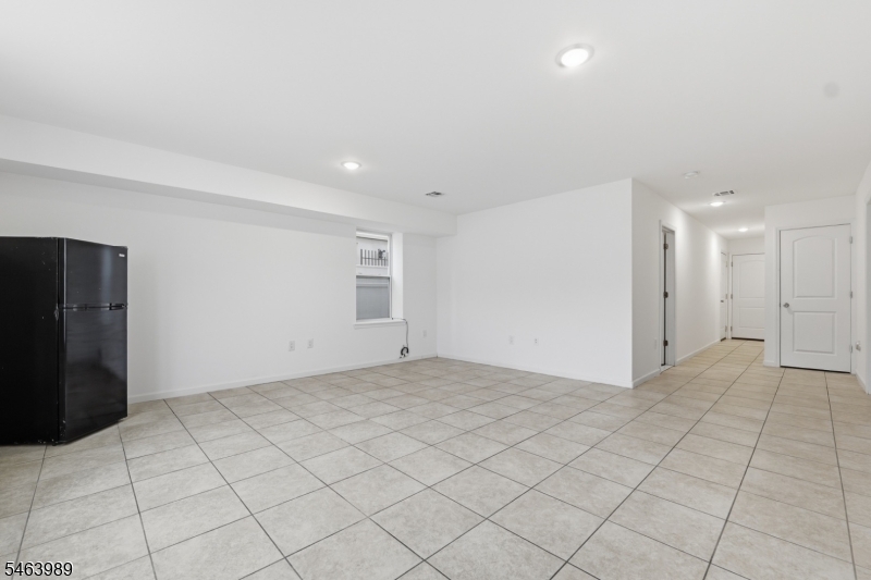 97 N 6th Street Newark NJ 07107