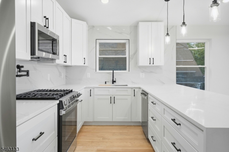 257 S 7th Street Newark NJ 07103