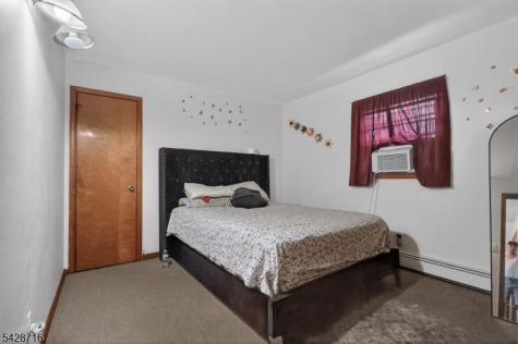 65 Crosby Avenue Paterson NJ 07502