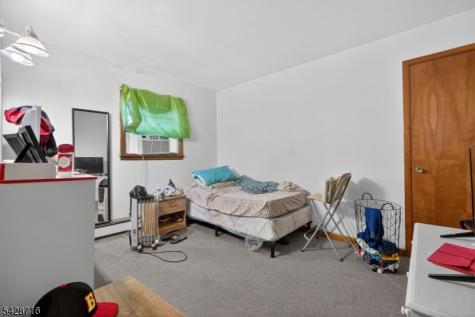 65 Crosby Avenue Paterson NJ 07502