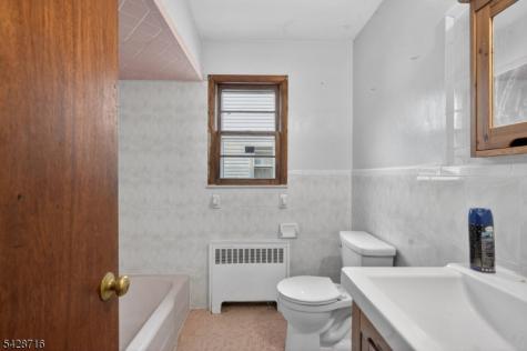65 Crosby Avenue Paterson NJ 07502