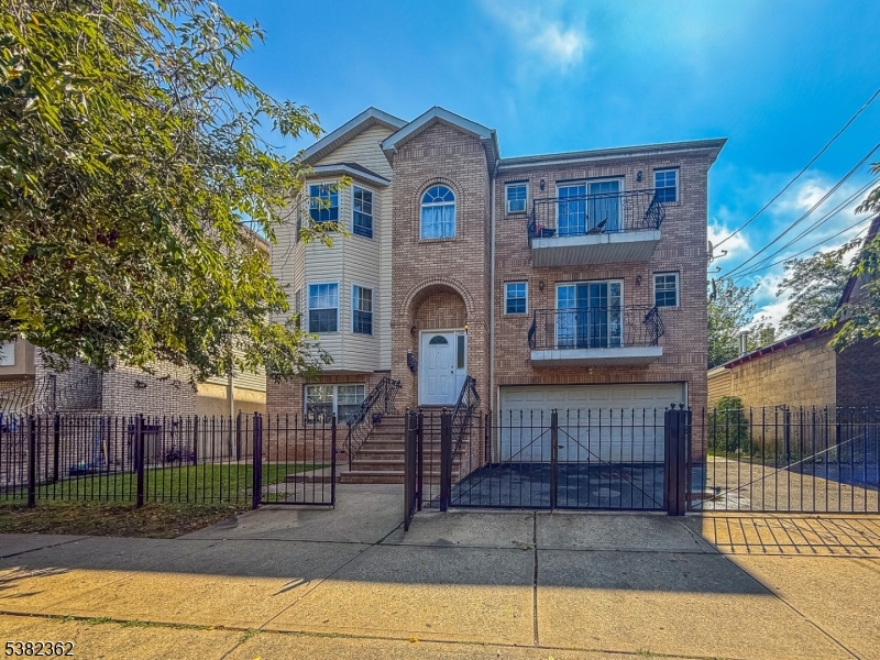 336 S 10th Street Newark NJ 07103