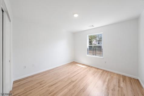 336 S 10th Street Newark NJ 07103