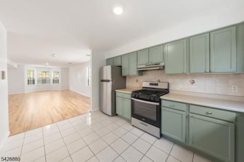 336 S 10th Street Newark NJ 07103