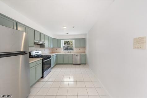 336 S 10th Street Newark NJ 07103