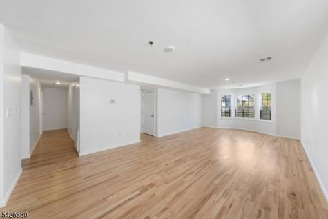 336 S 10th Street Newark NJ 07103
