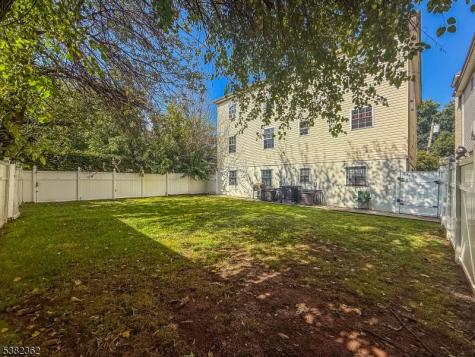 336 S 10th Street Newark NJ 07103