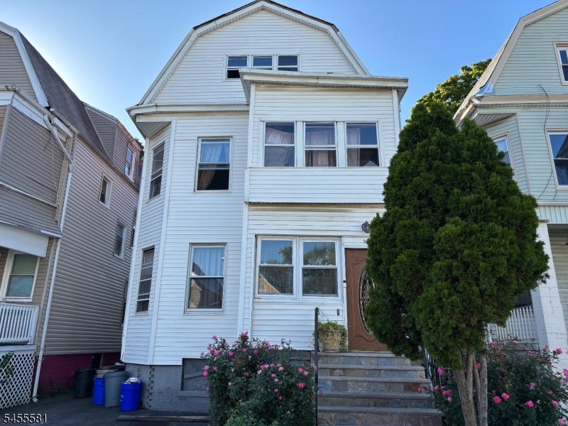 93 Steuben Street East Orange NJ 07018