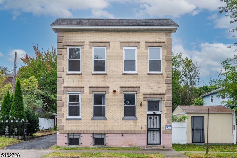 89 Tremont Avenue East Orange NJ 07018