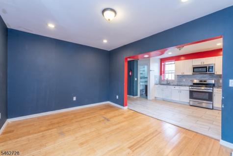 89 Tremont Avenue East Orange NJ 07018