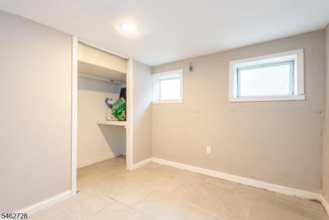 89 Tremont Avenue East Orange NJ 07018