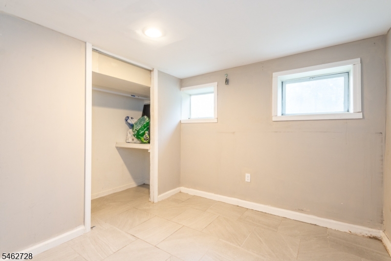 89 Tremont Avenue East Orange NJ 07018