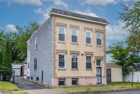 89 Tremont Avenue East Orange NJ 07018