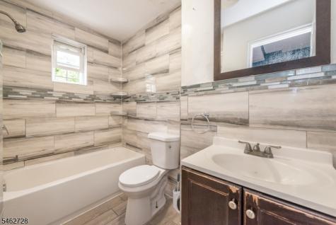 89 Tremont Avenue East Orange NJ 07018