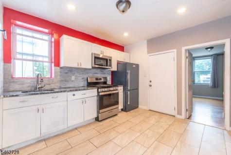 89 Tremont Avenue East Orange NJ 07018