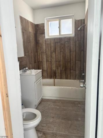 491 Norwood Street East Orange NJ 07018