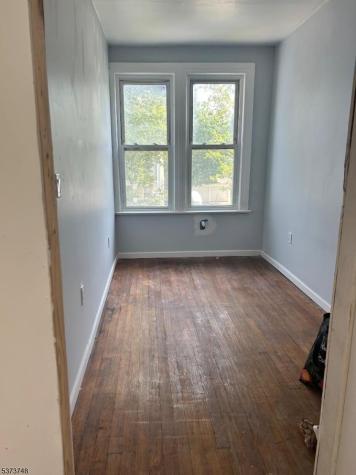 491 Norwood Street East Orange NJ 07018