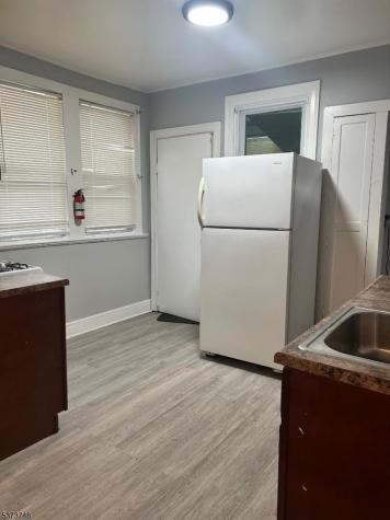 491 Norwood Street East Orange NJ 07018