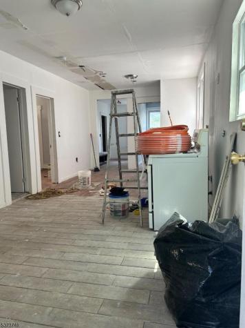 491 Norwood Street East Orange NJ 07018