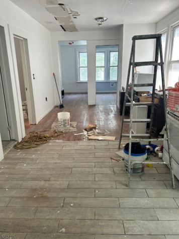 491 Norwood Street East Orange NJ 07018