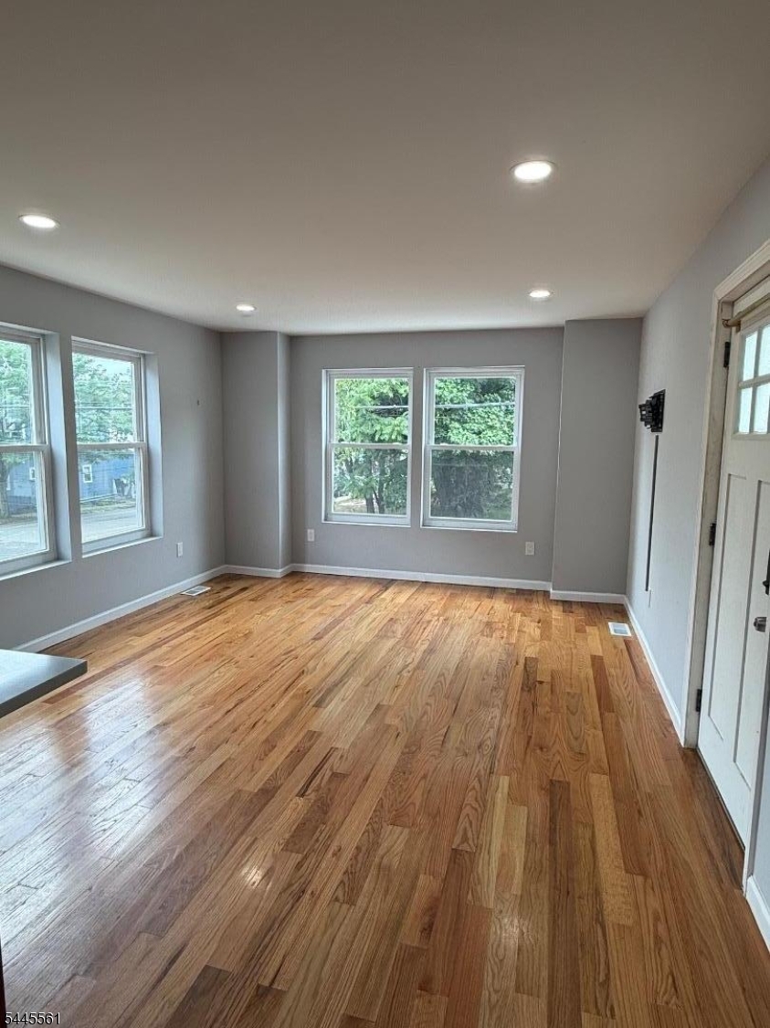 816 S 15th Street Newark NJ 07108