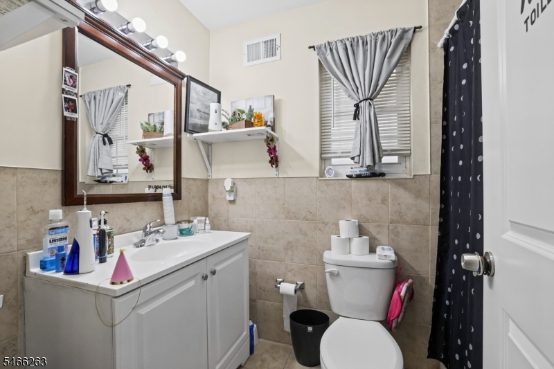1063 William Street Elizabeth NJ 07201