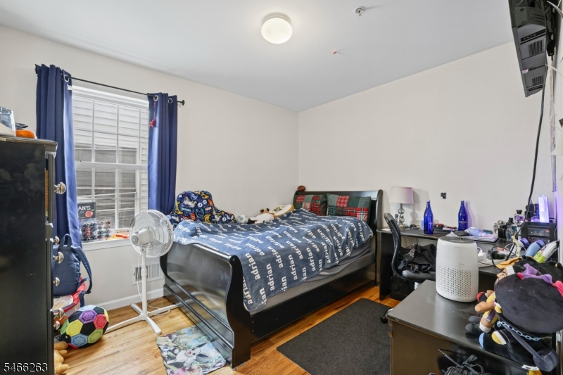 1063 William Street Elizabeth NJ 07201
