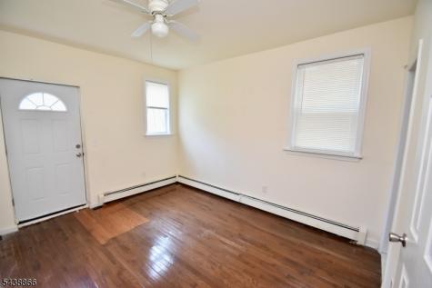 180 N 16th Street East Orange NJ 07017