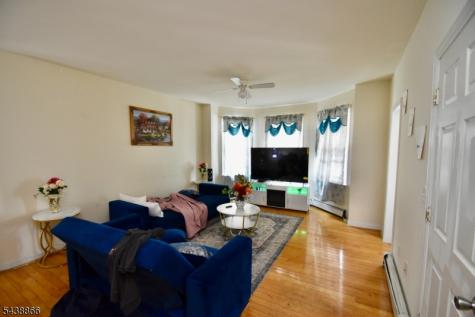 180 N 16th Street East Orange NJ 07017