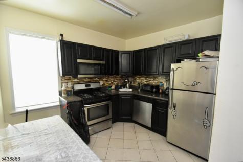 180 N 16th Street East Orange NJ 07017