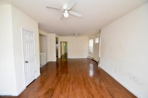 180 N 16th Street East Orange NJ 07017