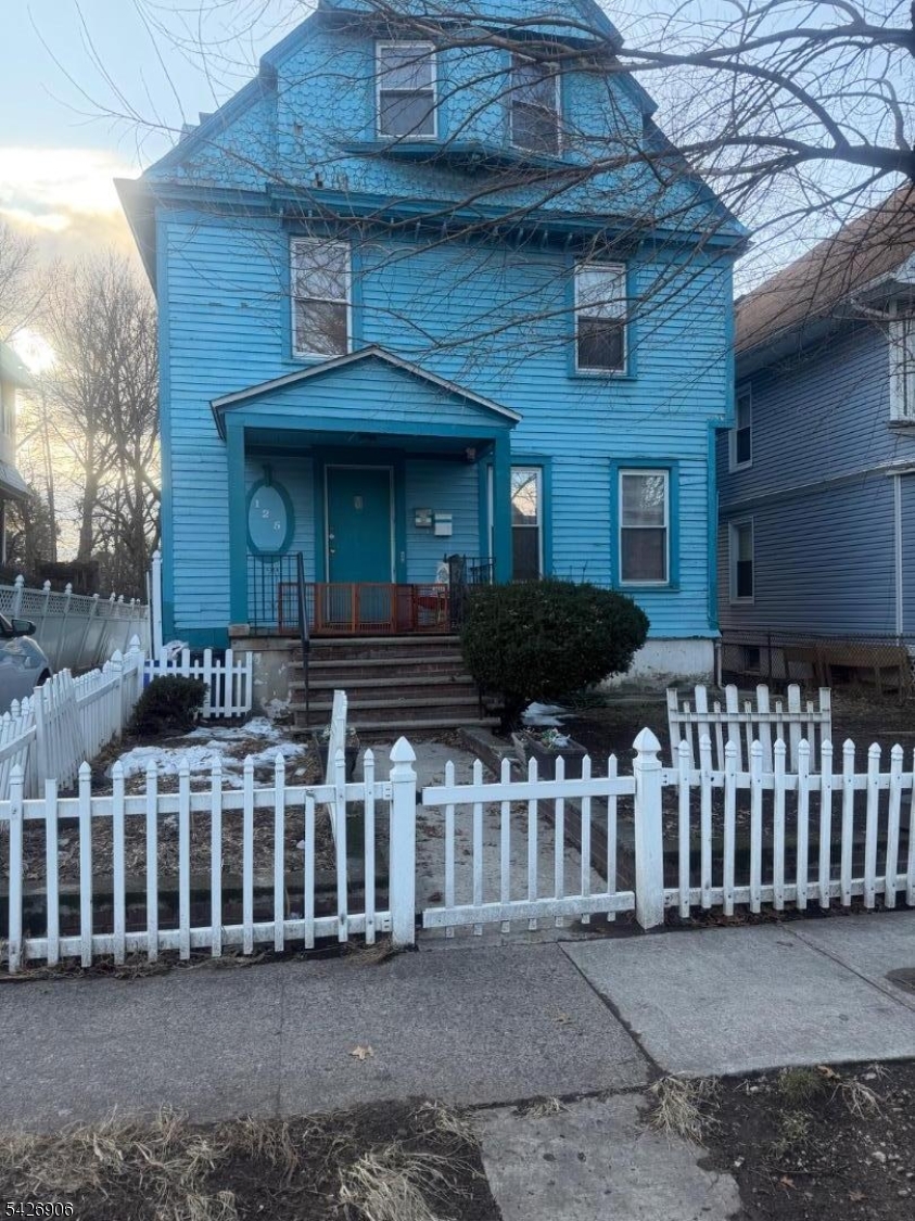 125 Washington Street East Orange NJ 07017